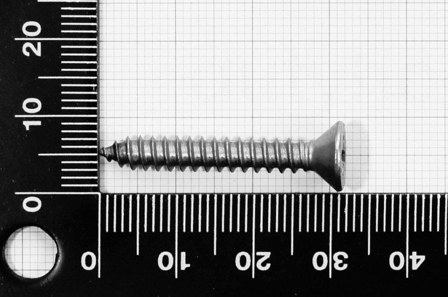 4,8x32 Kruvi rist- ja peitpeaga, DIN 7982, happekindel A4